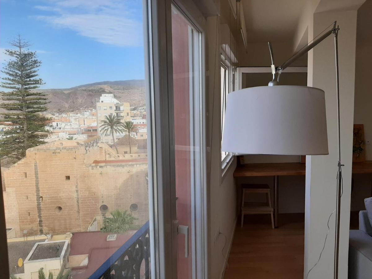 Vivienda Bendicho- Catedral Apartment Almeria Luaran gambar